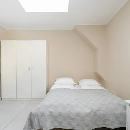 Comfortable Studio For 2 In Near The Market And Park By Renters Apartament Poznań